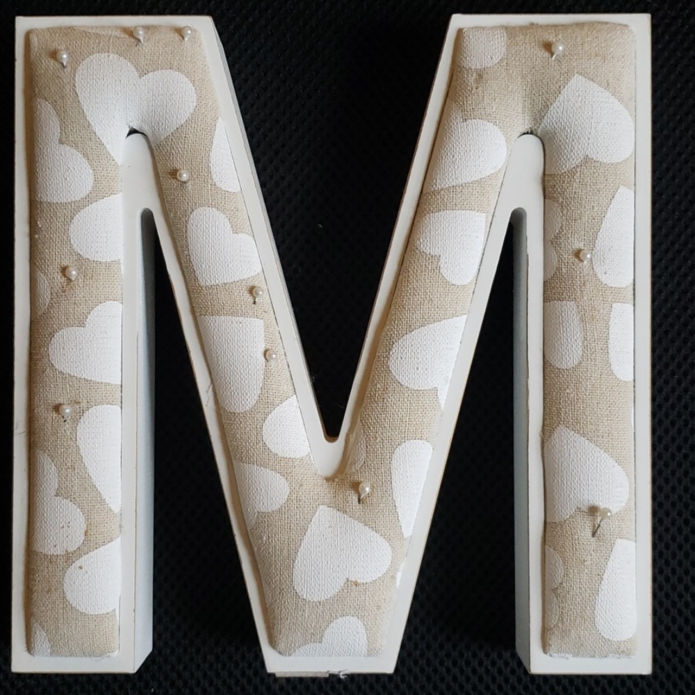 "M" bulletin board